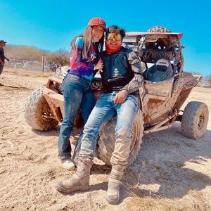 Meet your Posher, Vasquez